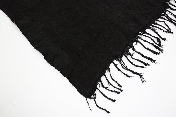 medium old black - 111A